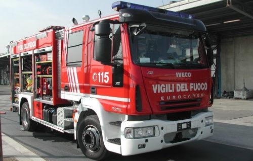 Incendio nel nuovo campo sportivo: si tratta del secondo episodio in pochi giorni