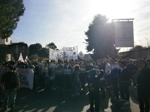 Collettivi Studenteschi Autonomi Casertani: occupati gli istituti scolastici “Pizzi”, “Cneo Nevio” e “Amaldi”