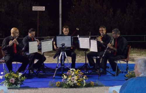 Il quintetto Nova Polis Ensemble incanta il pubblico nel suggestivo scenario della collina di San Pasquale