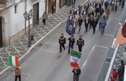 Sparanise festeggia la giornata della Unità Nazionale. Alla celebrazione hanno preso parte gli studenti