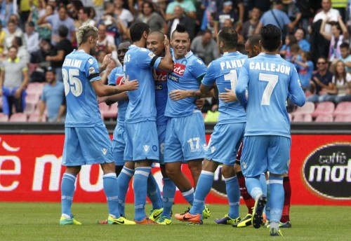 Champions, il Napoli non scivola sull’Olympique Marsiglia. Vittoria 3 a 2 e qualificazione possibilissima