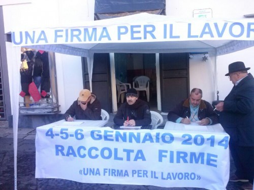 “Una firma per il lavoro”: Il circolo Nuovi Orizzonti e la sezione di Forza Italia insieme per l’iniziativa