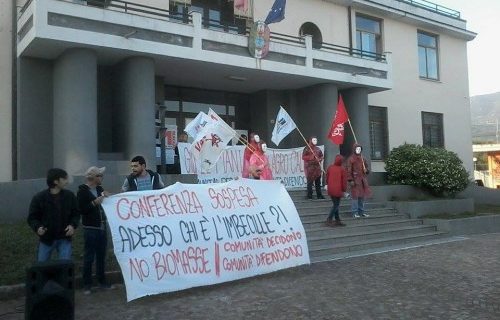 Il Comitato per l’Agro Caleno: la conferenza dei servizi è sospesa ma Caparco e Martino approvano il progetto