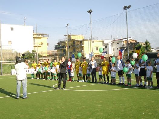 Mariglianella: Vince la solidarietà. Successo per la partita del cuore