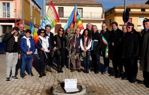 Grande commozione per il passaggio a Bellona della “Fiaccola della Pace”