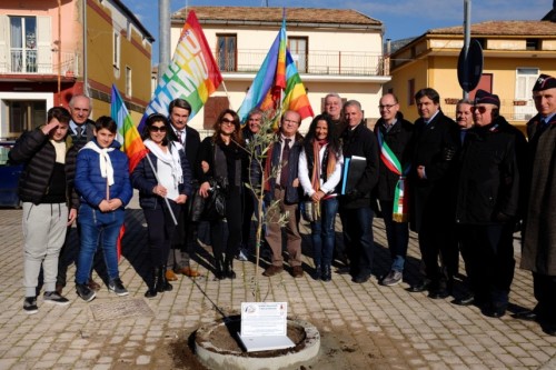 Grande commozione per il passaggio a Bellona della “Fiaccola della Pace”