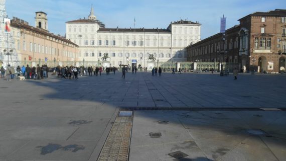 Il Ministro della Difesa Roberta Pinotti in visita alla Sindone