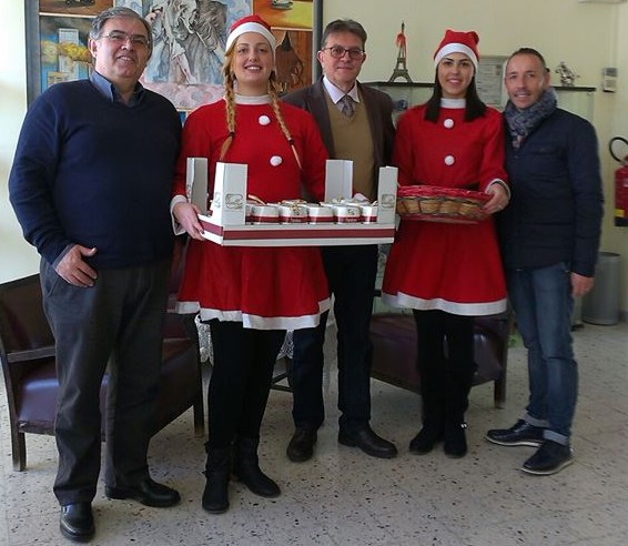 Festività natalizie: il vicesindaco Valente ha festeggiato insieme agli alunni delle scuole cittadine