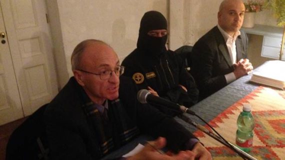 Presentato con successo a Calvi Risorta il libro del comandante Alfa “cuore di rondine” con l’intervento dei giornalisti Salvatore Minieri ed Enzo Palmesano