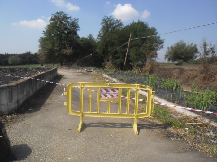 Un aggiornamento sulla grave situazione in località Tuoro (piazzale del campo sportivo): i vigili urbani hanno transennato la zona a rischio amianto e inviato un’informativa alla Procura della Repubblica di Santa Maria Capua Vetere