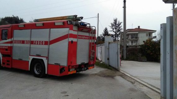 Ilside, ancora fumarole nell’ex sito di stoccaggio dei rifiuti di Bellona. Sul posto i vigili del fuoco