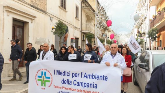 ll biologo Merola di “Medici per l’Ambiente” esegue lo “screening” all’Agro Caleno-Stellato