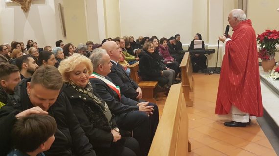 Celebrazione della Messa Solenne in onore di Santo Stefano (Patrono di Vitulazio) con le autorità locali ed il gonfalone comunale (video)