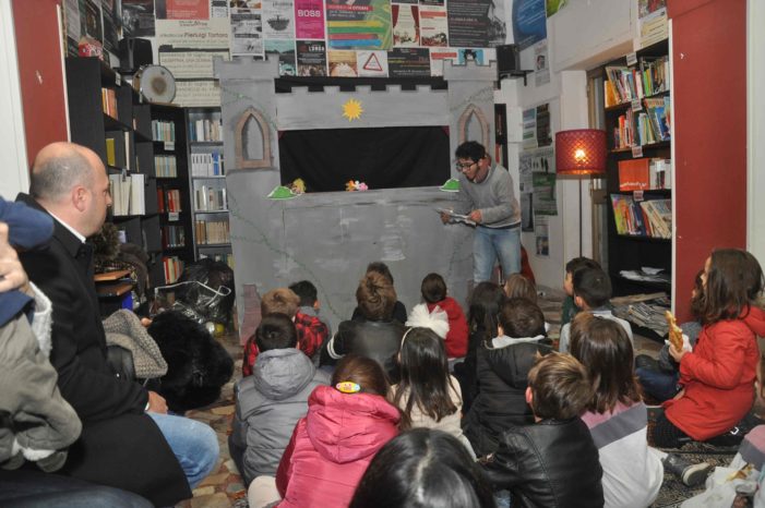 Calvi Risorta, la Piccola Libreria 80mq rinuncia al tradizionale mercatino di Natale