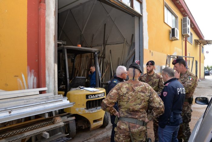 Sequestrati un capannone e un’autocarrozzeria per smaltimento e stoccaggio illecito di rifiuti pericolosi