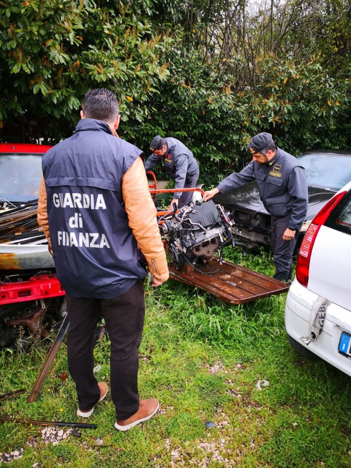 Sequestrate 95 tonnellate di rifiuti pericolosi e un’autocarrozzeria. Denunciato il titolare