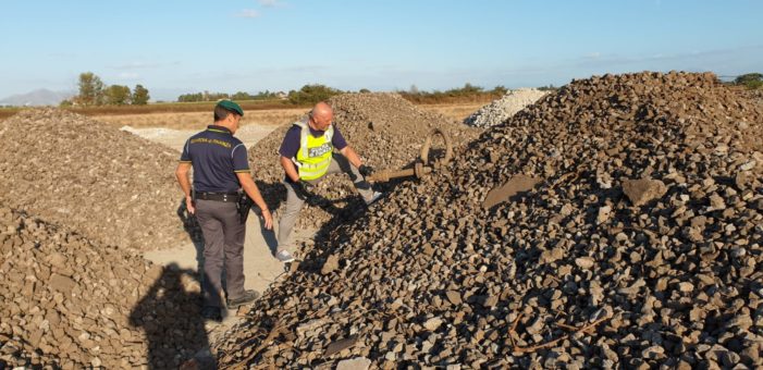 Sequestrata una discarica abusiva dove stava per essere costruito un allevamento bufalino