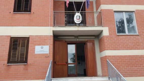 Calvi Risorta, la questione caserma dei carabinieri ritorna in primo piano. Interviene l’Amministrazione