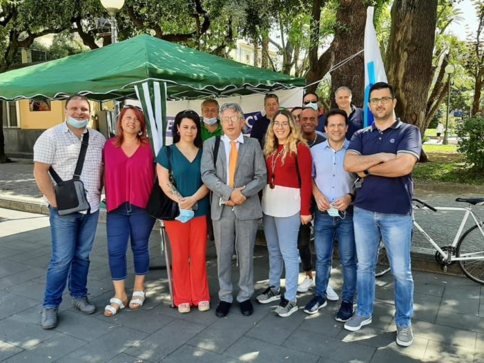 Caserta. Piazza Vanvitelli invasa dai metalmeccanici Ugl. Palumbo e Naddei: “Con noi consenso sociale”