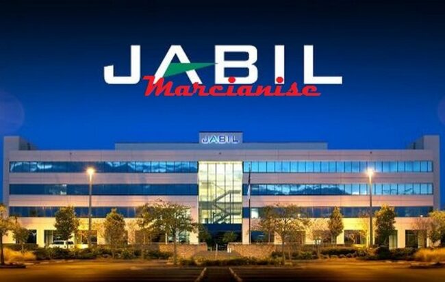 Jabil, Cgil e Fiom: “Ritiro licenziamenti pone fine a una ingiustizia, ora si lavori per la ricollocazione degli operai”