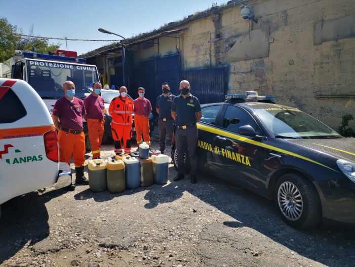 La Guardia di Finanza dona 230 litri di gasolio al personale dell’Associazione Radiosoccorso SOS di Capua